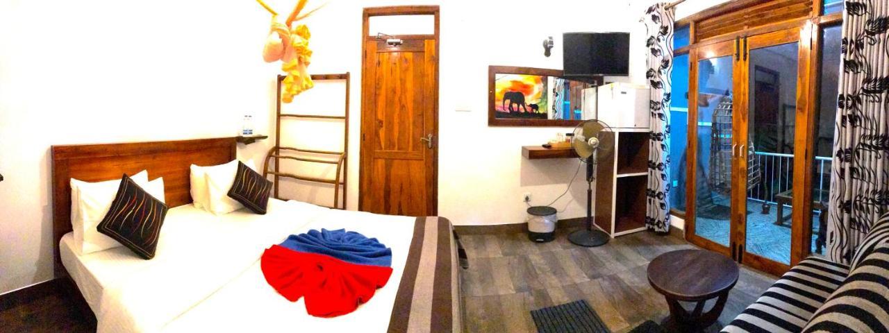 Ella Hide View Hotel Bagian luar foto