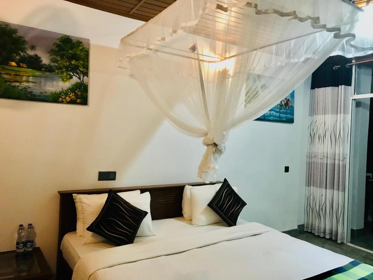 Ella Hide View Hotel Bagian luar foto