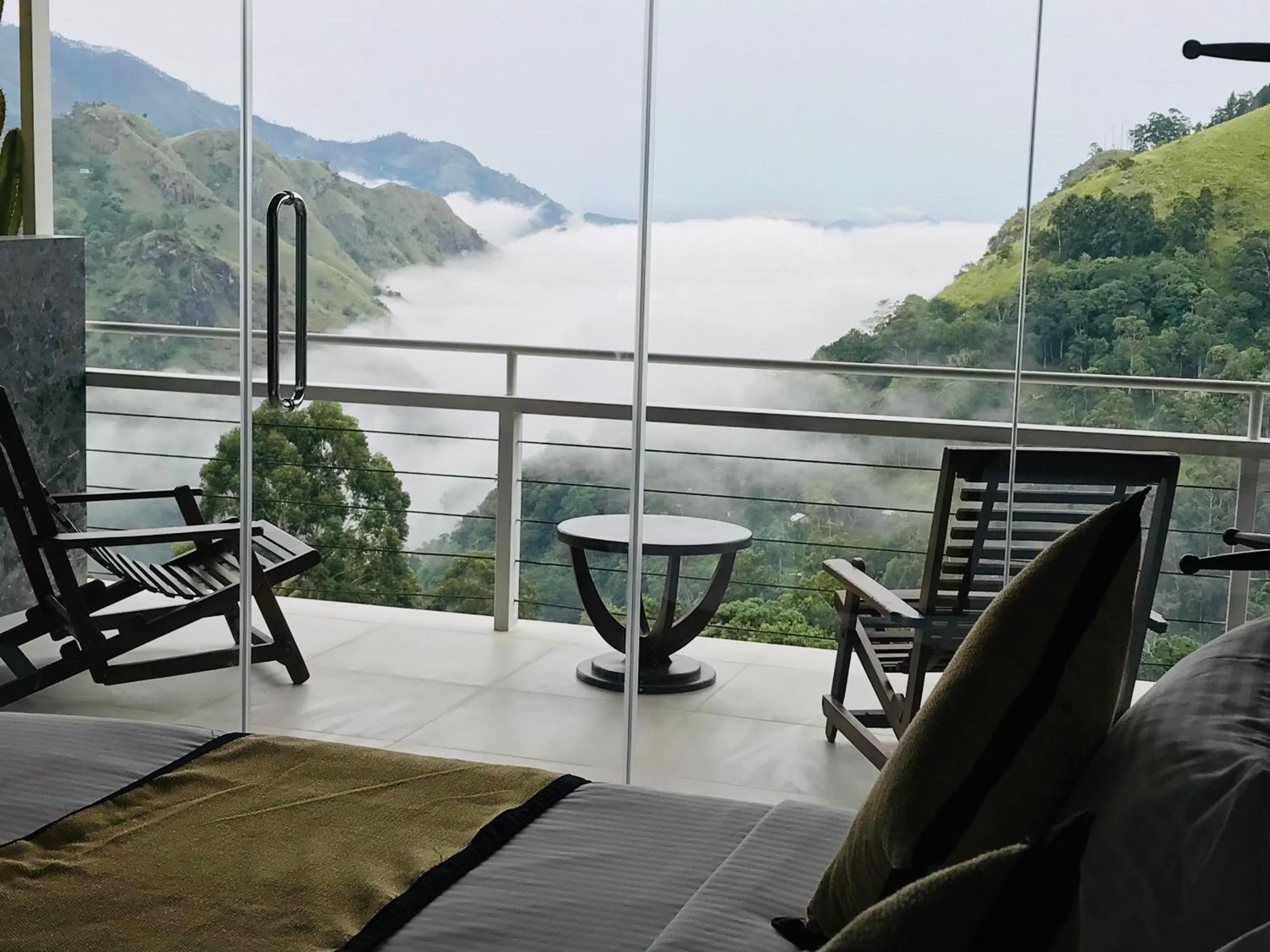 Ella Hide View Hotel Bagian luar foto