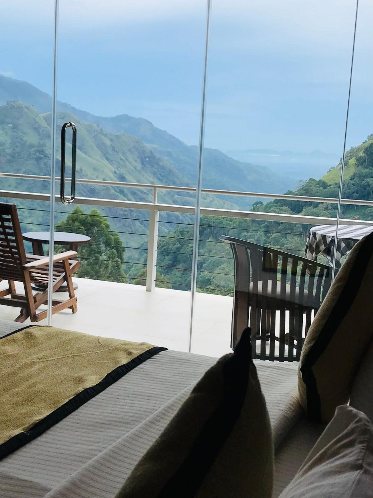 Ella Hide View Hotel Bagian luar foto