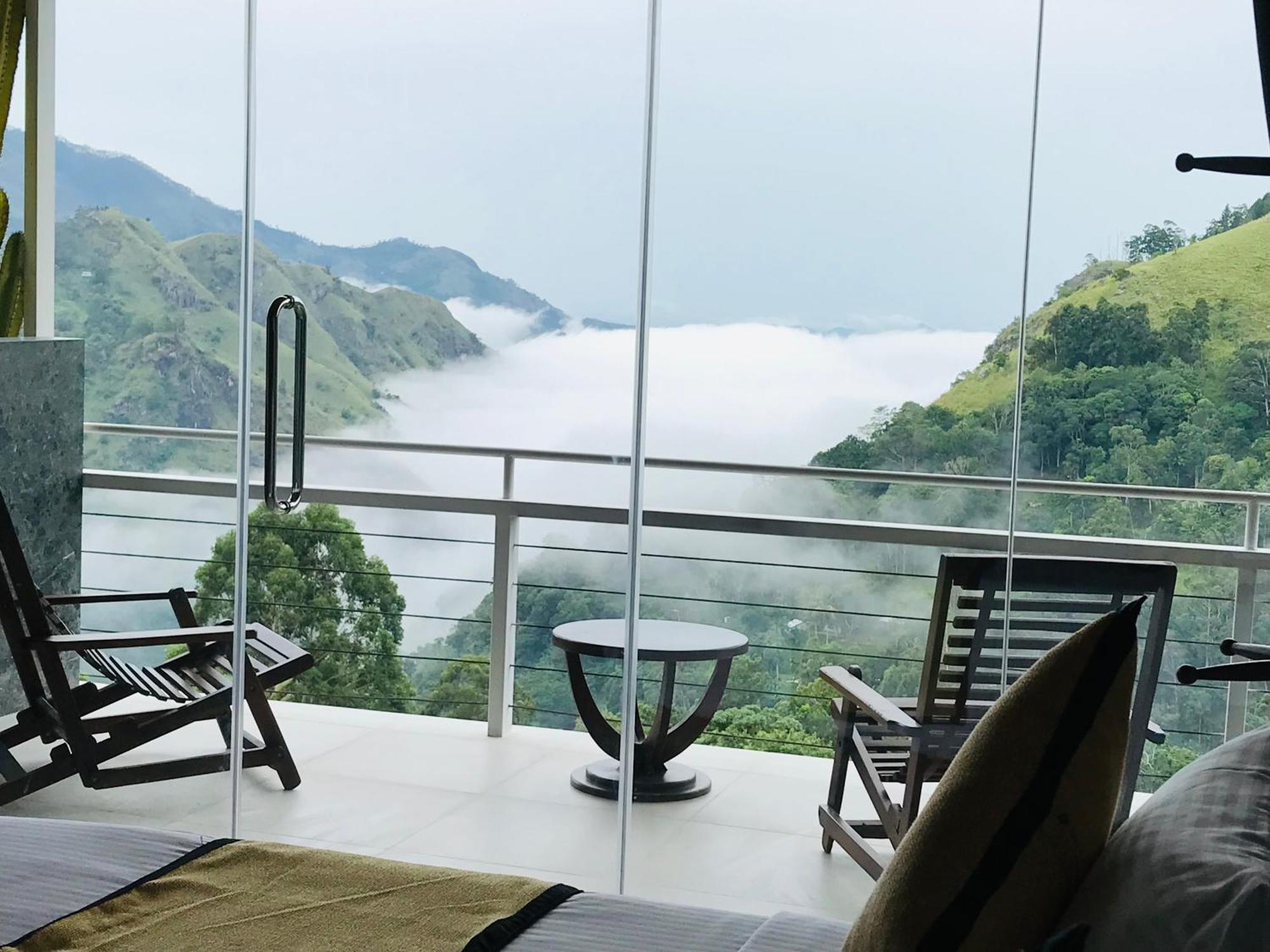 Ella Hide View Hotel Bagian luar foto